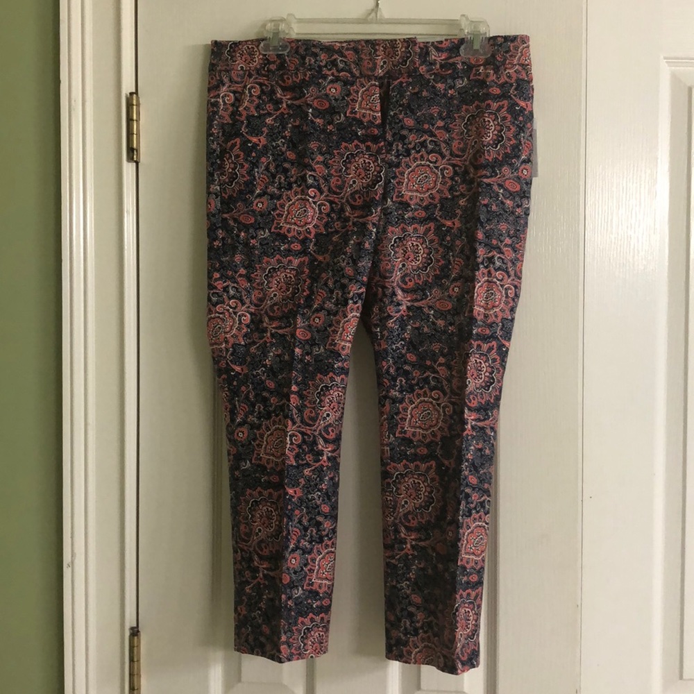 Cute and colorful ankle pants (New-never worn) - Picture 2 of 6